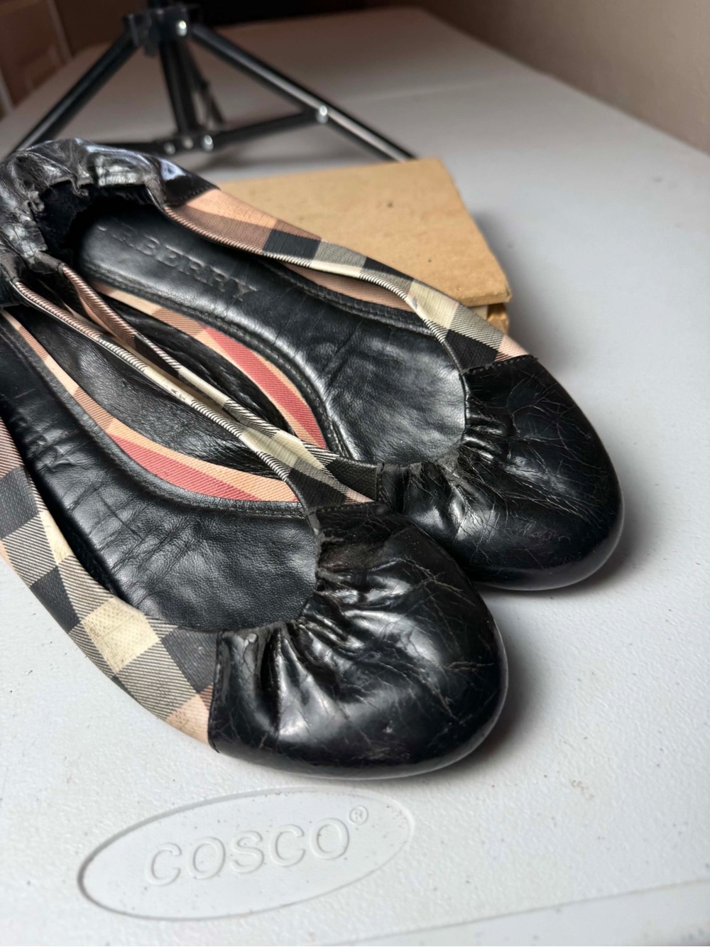 Burberry London Classic Tan Tartan Novacheck Black Cap Toe Ballet Flat Sz 39 / 9 - Picture 5 of 15